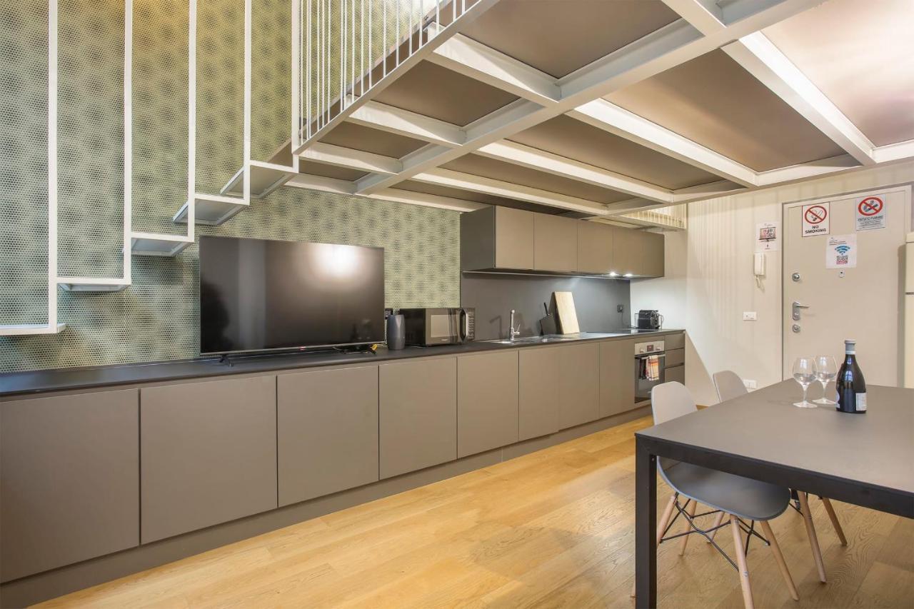 Modern Loft In Porta Venezia - Hosted By Sweetstay Милан Экстерьер фото