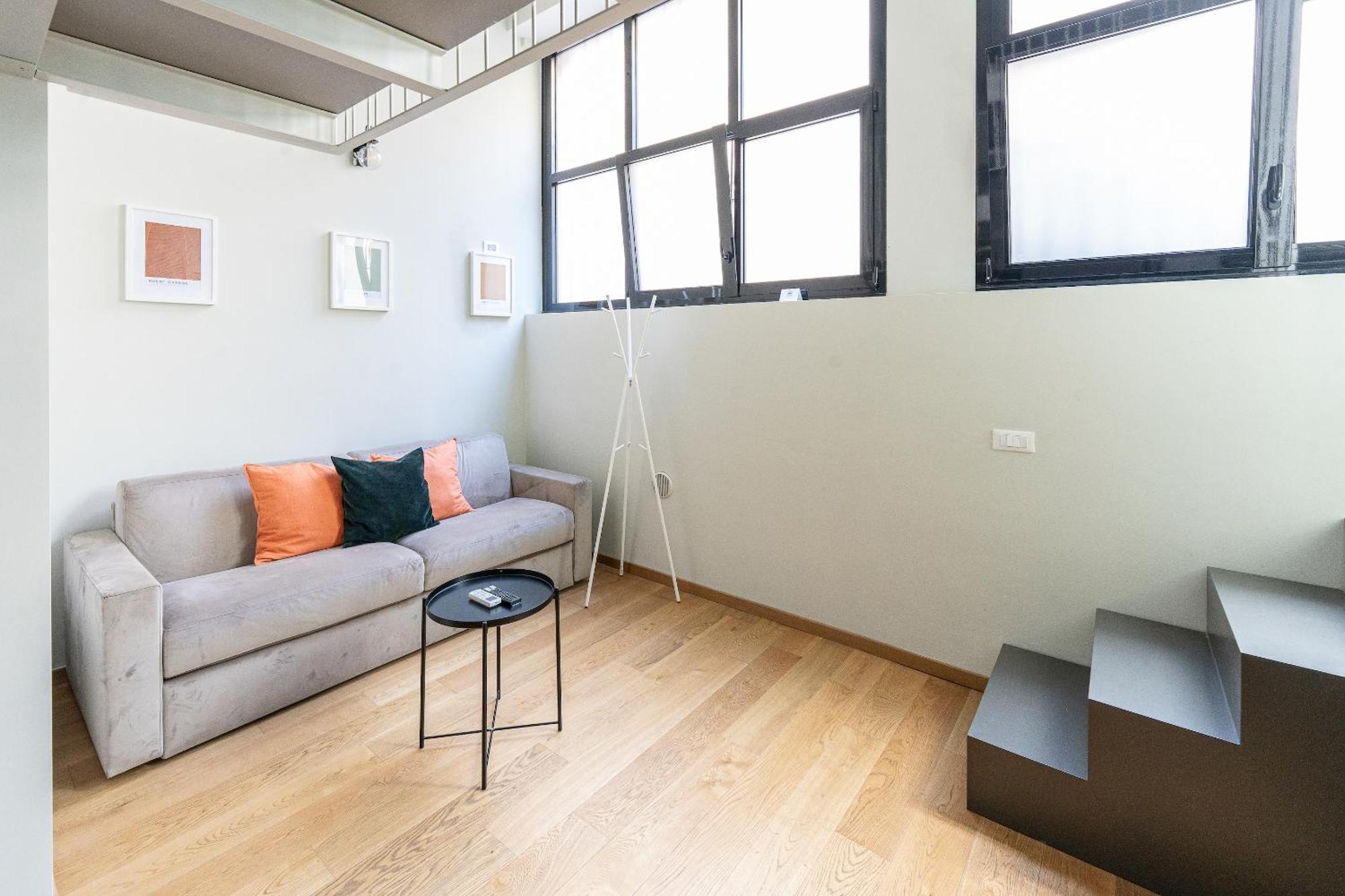Modern Loft In Porta Venezia - Hosted By Sweetstay Милан Экстерьер фото