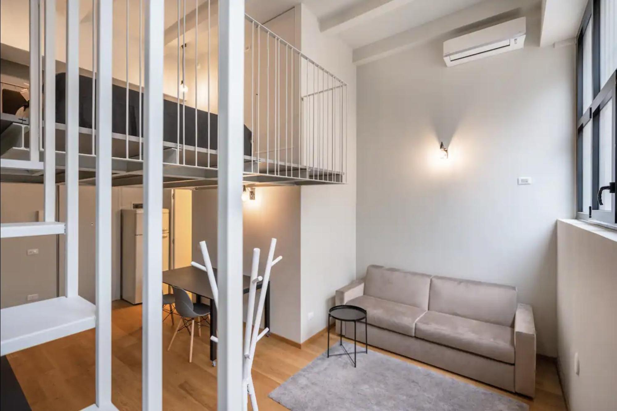 Modern Loft In Porta Venezia - Hosted By Sweetstay Милан Экстерьер фото